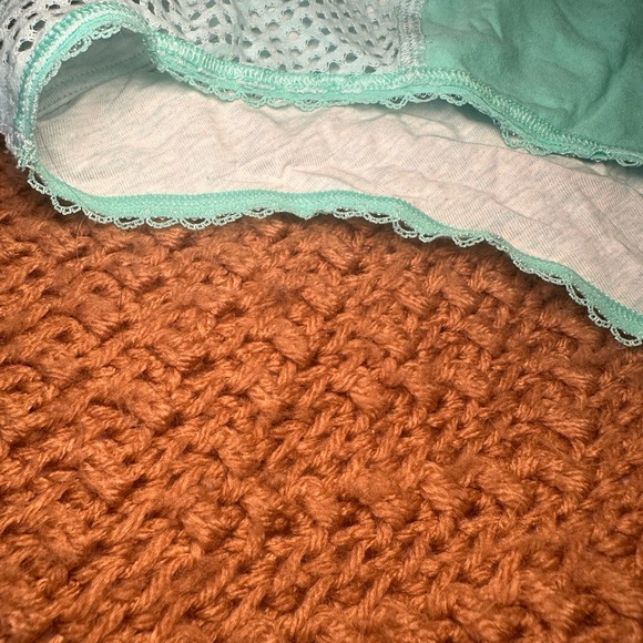 NWT VICTORIAS SECRET PANTIES BIKINI SIZE MEDIUM TEAL AND WHITE 2014 - Picture 2 of 5
